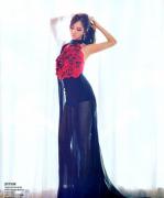 權(quán)侑莉
	   