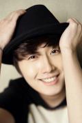 丁一宇(鄭日宇 Jung Il Woo)
	   