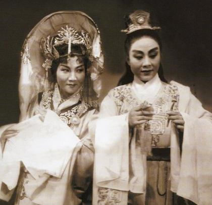云華越劇團(tuán)-中國著名的越劇專業(yè)劇團(tuán)排行榜