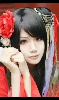 大井姑娘cos覃川