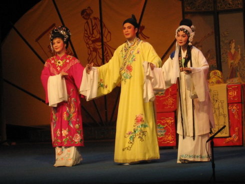 潮劇《蔡伯皆認(rèn)像》-潮劇經(jīng)典傳統(tǒng)劇目排行榜