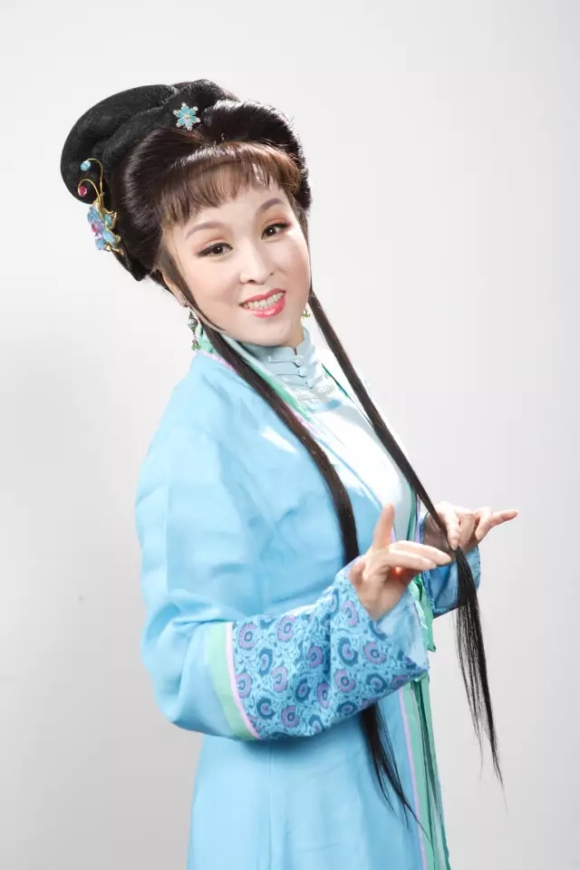 鐘秀娟-最受歡迎的著名越劇演員排行榜